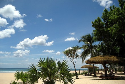 Sandy beach fronting Nilaveli Beach Hotel, Sri Lanka